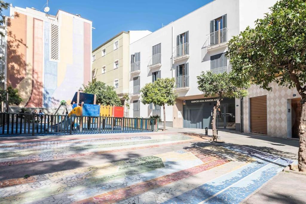 Calm Apartment With Private Patio By Rems Malaga Bagian luar foto
